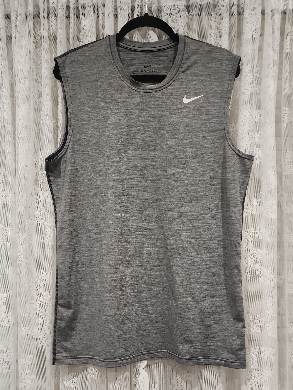 NIKE DRI-FIT MUSCLE TEE